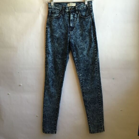 O2 DENIM HIGH RISE JEANS IN ACID WASH - Picture 1 of 6
